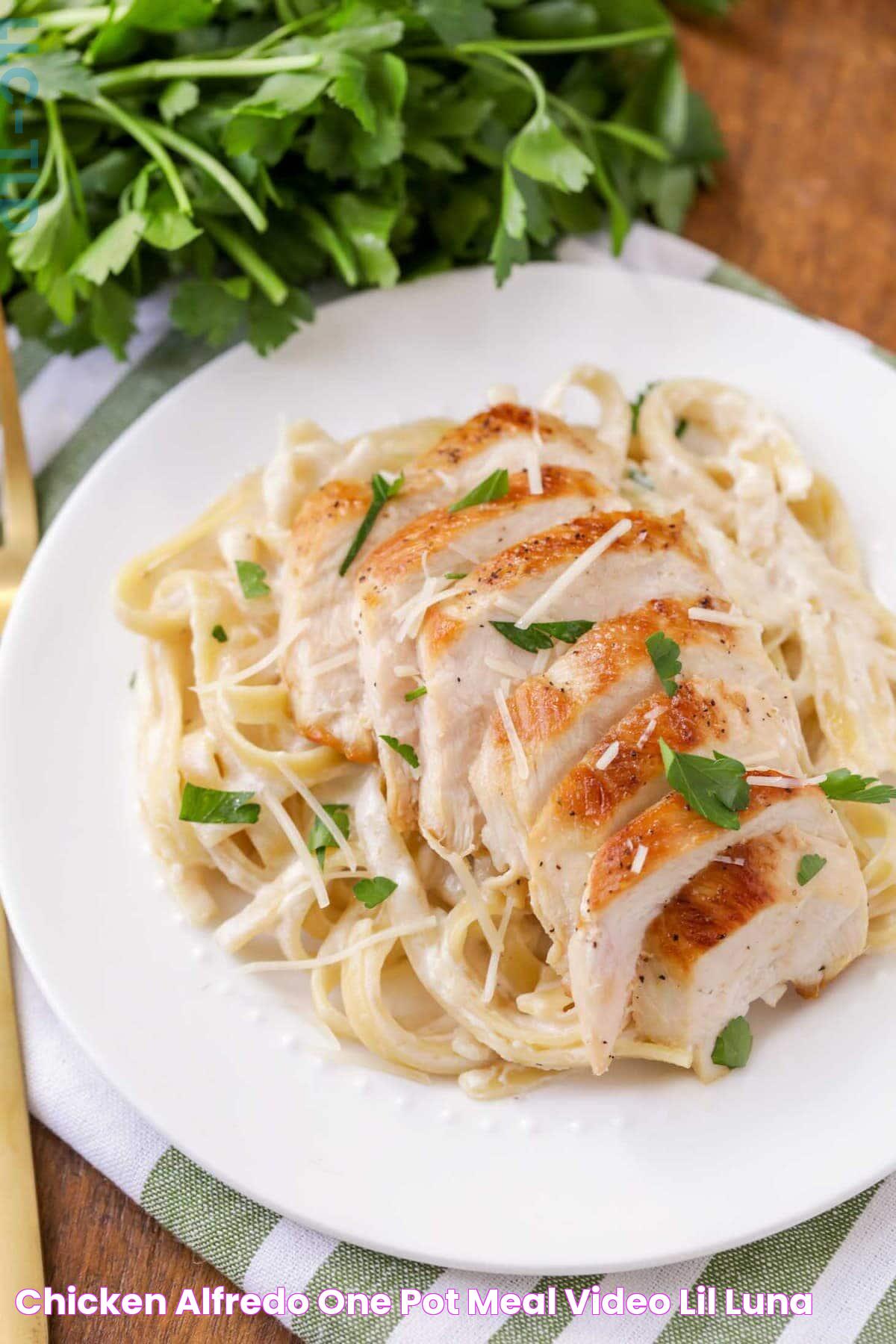 Essential Veggies For A Perfect Chicken Alfredo Dish